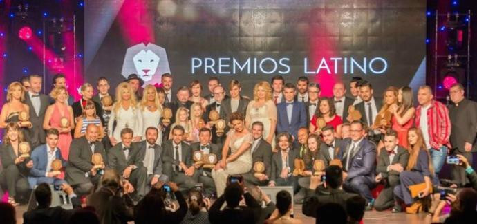Premios latino 696x327