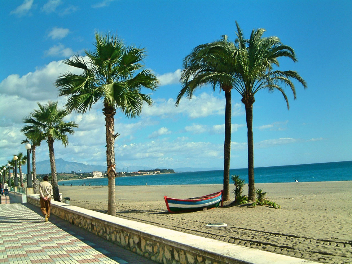 Playa de la Rada   Estepona beach