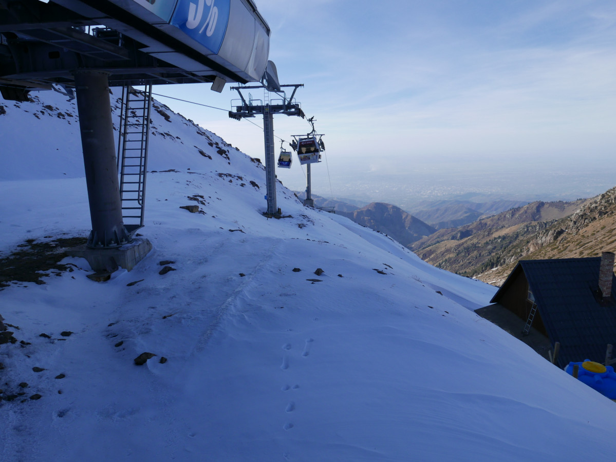  Teleférico a la estación de esquí de Shimbulak
